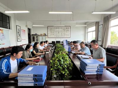 没有暑假 追赶超越 文学院本科教育教学审核评估工作纪实